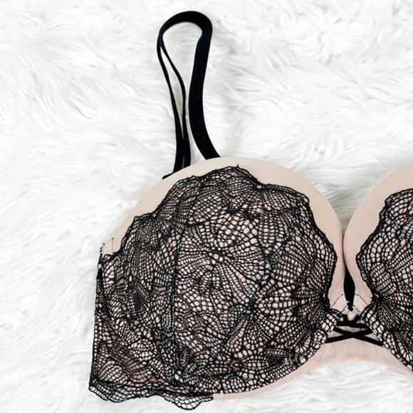 Victoria’s Secret Very Sexy Multi Way Push Up Bra - Picture 2 of 4